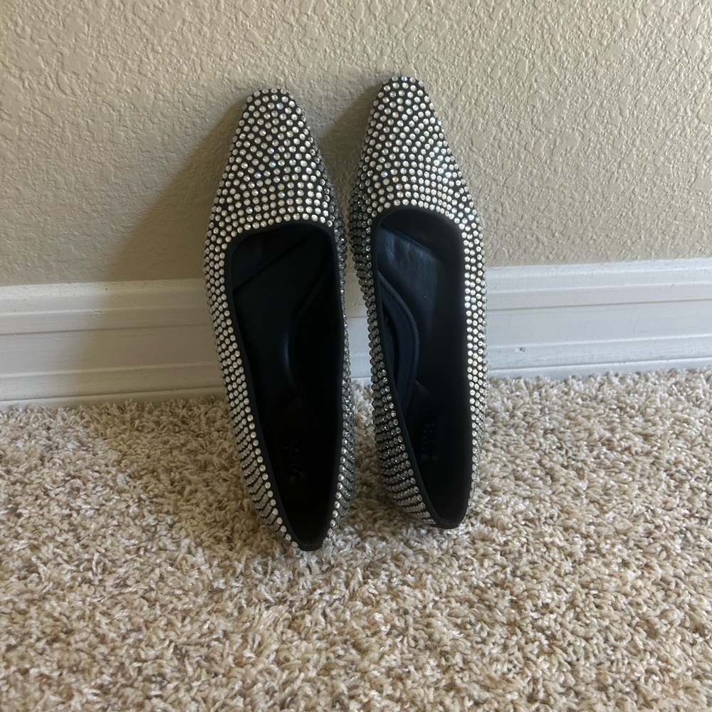Zara Monochrome Dot Pattern Flats